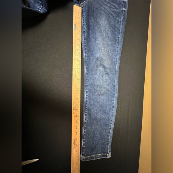 JUDY BLUE CLASSIC SLIM FIT JEANS  MEDIUM BLUE. GREAT CONDITION SIZE 5/27 - Picture 8 of 16